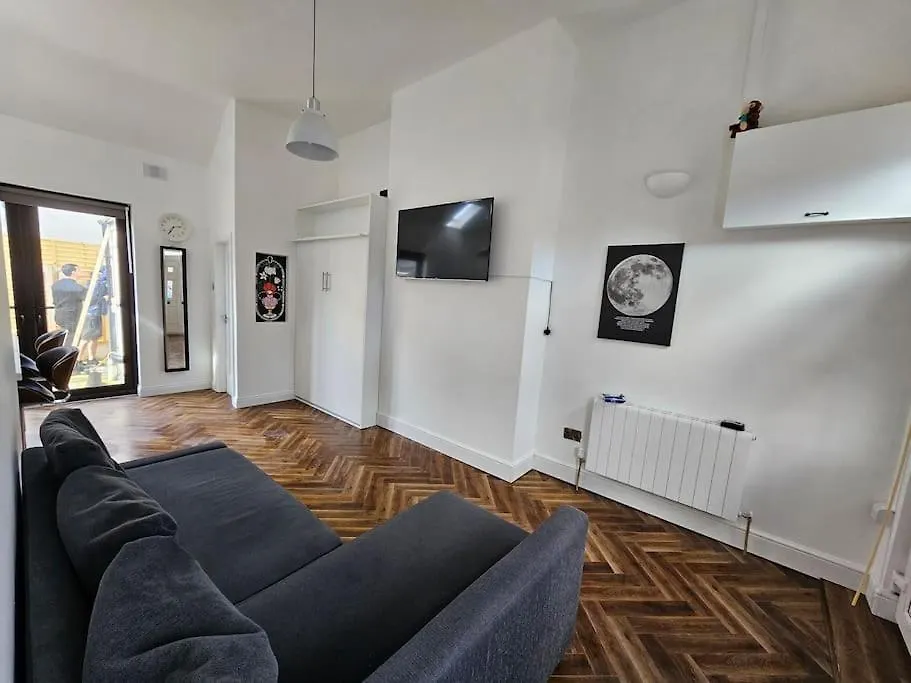 Charming House In City Centre Dublin 0*,  Irland